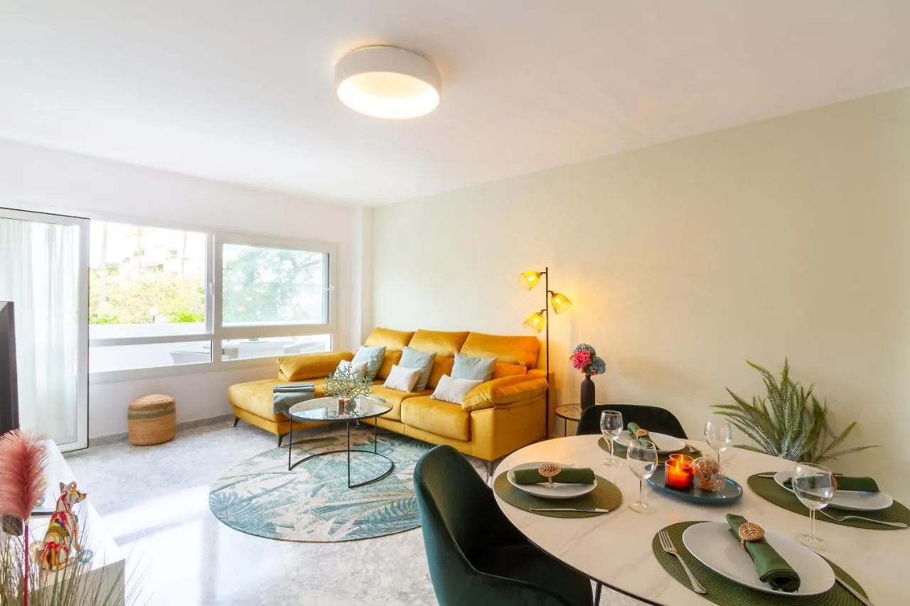 Marbella Banus Suites - Banus Playa Rocio Beach Access Complex Lägenhet