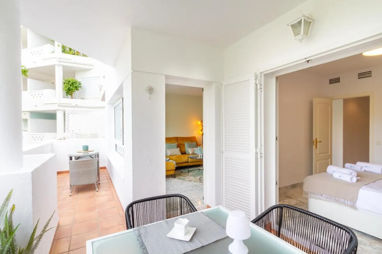 Marbella Banus Suites - Banus Playa Rocio Beach Access Complex Lägenhet